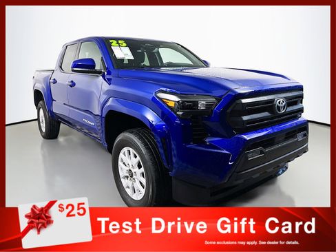 Used 2025 Toyota Tacoma SR5 image 1