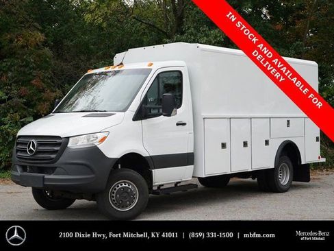 Used 2023 Mercedes-Benz Sprinter 3500 image 1