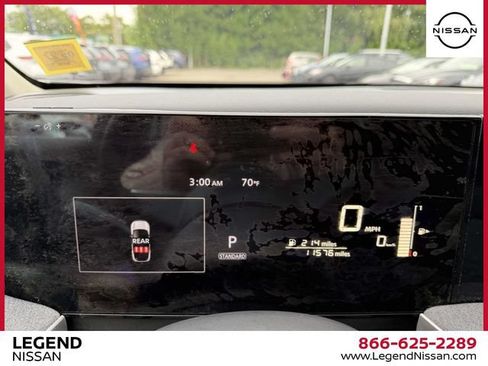 Used 2025 Nissan Kicks SV AWD/4WD image 24
