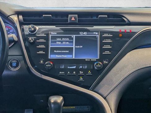 Used 2020 Toyota Camry XSE FWD image 14