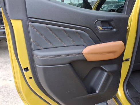 Used 2023 GMC Canyon AT4 w/ AT4 Premium Package image 20