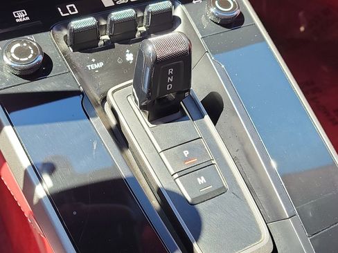 Certified 2021 Porsche 911 Targa 4S image 34