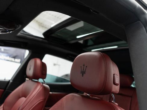 Used 2022 Maserati Levante GT image 11