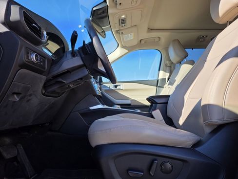 Used 2021 Ford Explorer Limited w/ Class III Trailer Tow Package image 11