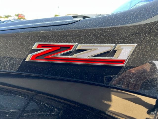 Used 2022 Chevrolet Silverado 1500 RST AWD/4WD image 4