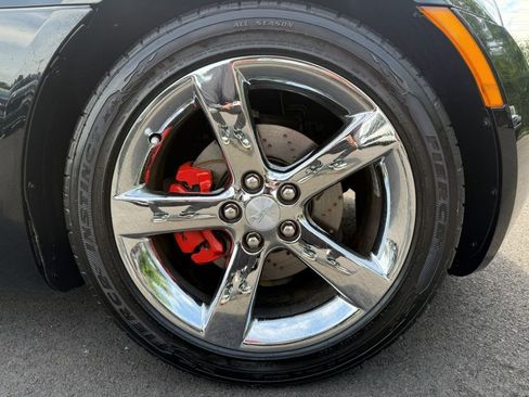 Used 2007 Pontiac Solstice GXP w/ Premium Package RWD image 3