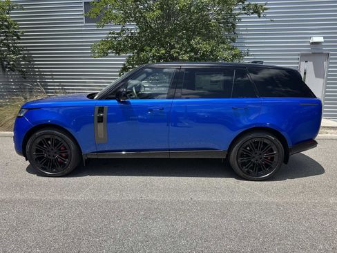 New 2026 Land Rover Range Rover SV AWD/4WD image 2