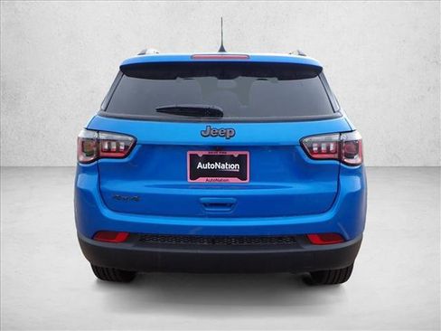 New 2026 Jeep Compass Latitude image 3