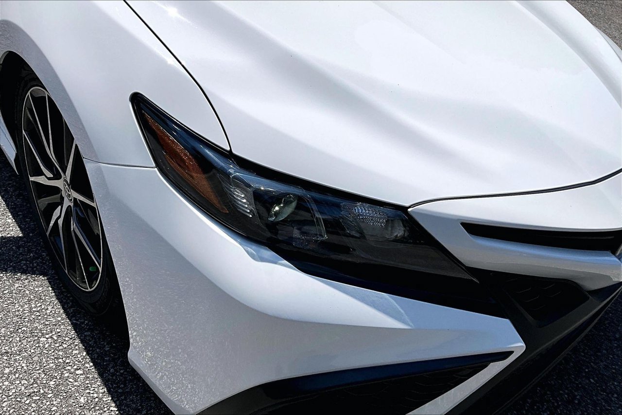 Used 2023 Toyota Camry SE FWD image 28