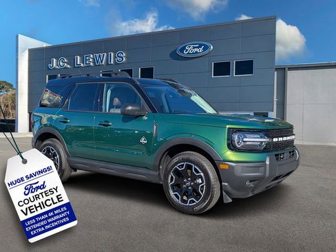 New 2025 Ford Bronco Sport Outer Banks AWD/4WD image 1