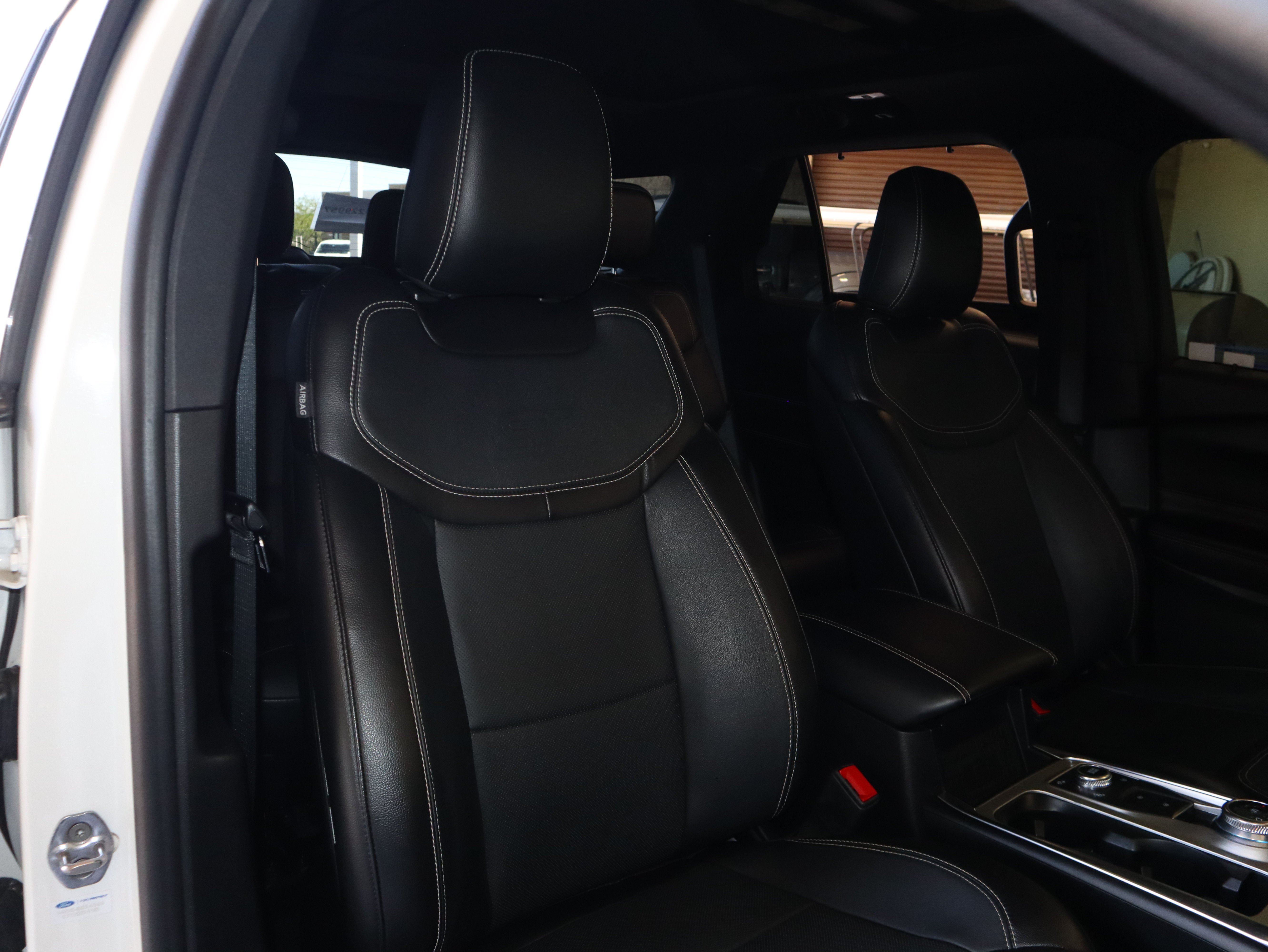 Used 2020 Ford Explorer ST w/ Premium Technology Package AWD/4WD image 42