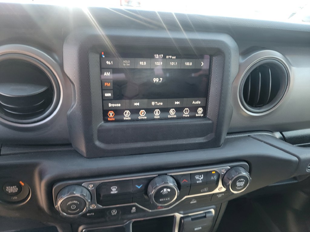 Used 2022 Jeep Wrangler Sport AWD/4WD image 20