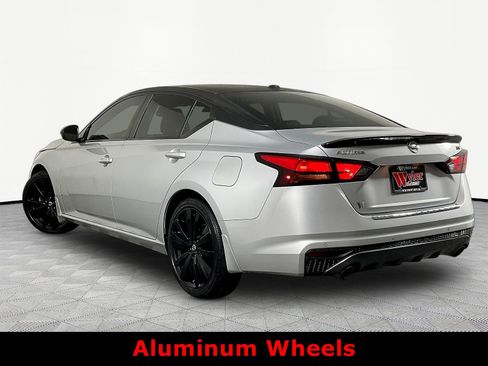 Used 2022 Nissan Altima 2.5 SR FWD image 4