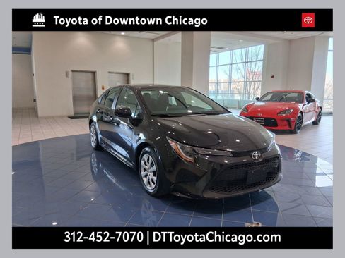 Used 2020 Toyota Corolla LE image 1