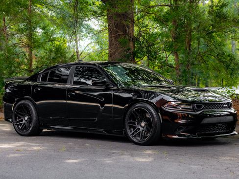Used 2020 Dodge Charger Scat Pack w/ Daytona Edition Group RWD image 49