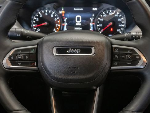 Certified 2025 Jeep Compass Limited AWD/4WD image 14