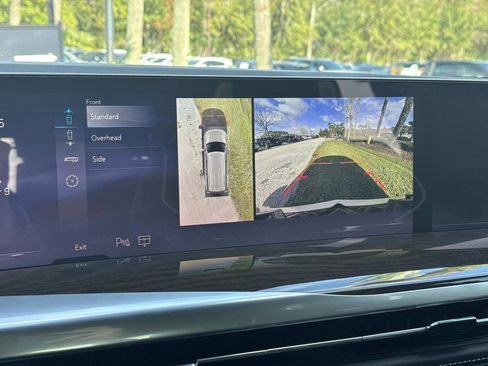 New 2025 Cadillac Escalade Sport Platinum w/ LPO, Floor Liner Package image 31