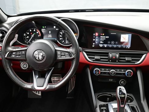 Used 2021 Alfa Romeo Giulia Ti Sport AWD/4WD image 11