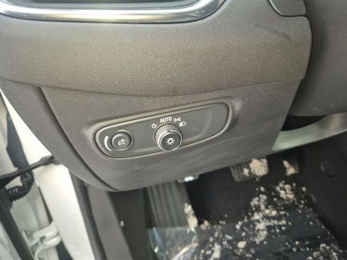 Used 2024 Chevrolet Equinox LS w/ Driver Confidence II Package image 17