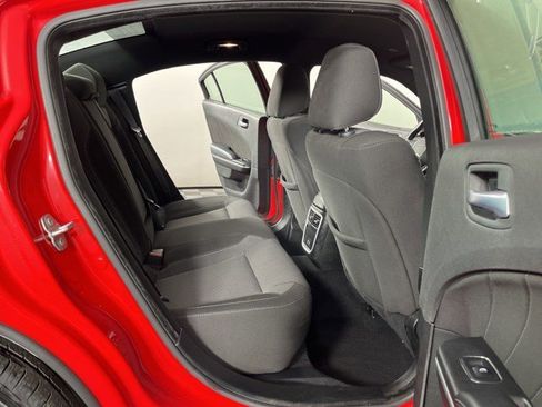 Used 2022 Dodge Charger SXT image 40
