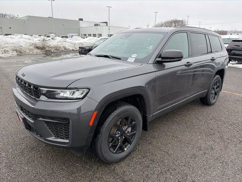 New 2026 Jeep Grand Cherokee L 4WD image 7