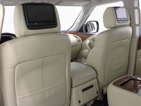 Used 2019 INFINITI QX80 Luxe w/ All-Season Package image 37