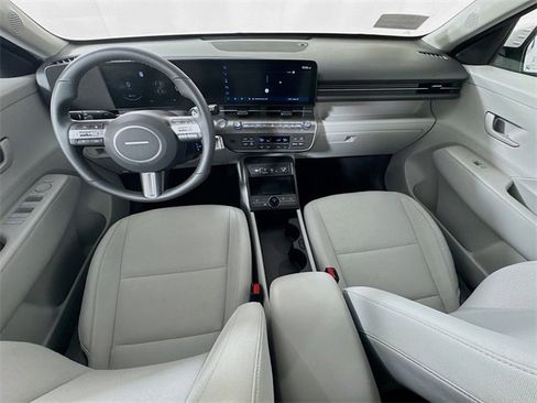 Used 2024 Hyundai Kona SEL w/ Convenience Package image 26