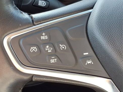 Used 2019 Chevrolet Equinox LT FWD image 25