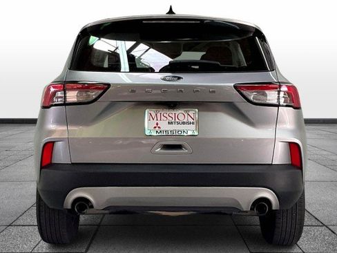 Used 2022 Ford Escape S image 4