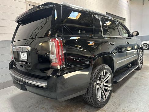 Used 2019 GMC Yukon Denali w/ Denali Ultimate Package AWD/4WD image 3