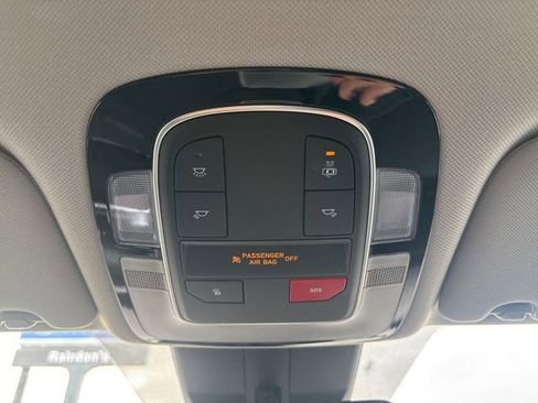 Used 2023 Hyundai Santa Fe SEL image 31