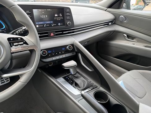 New 2026 Hyundai Elantra Sport FWD image 25