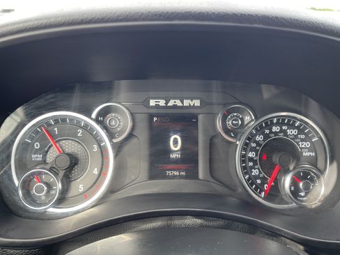 Used 2024 RAM 2500 Big Horn AWD/4WD image 20