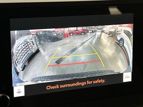 Used 2025 Toyota 4Runner TRD Off-Road AWD/4WD image 25