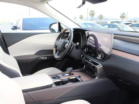 Certified 2023 Lexus RX 350 Premium w/ Accessory Package (Z1) image 5