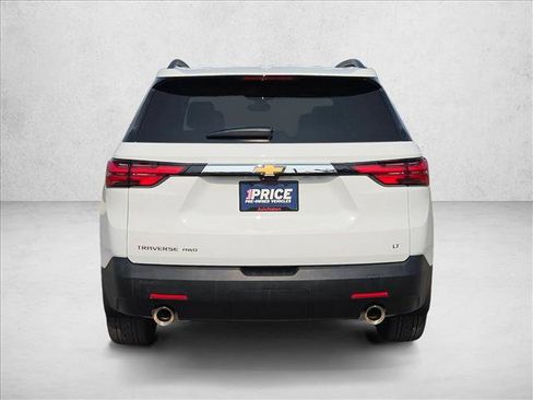 Used 2023 Chevrolet Traverse LT w/ LT Premium Package AWD/4WD image 7