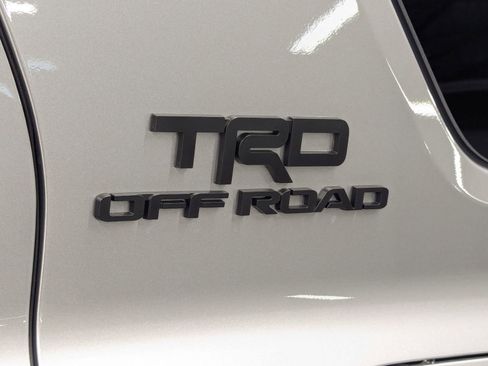 New 2025 Toyota 4Runner 4WD image 40