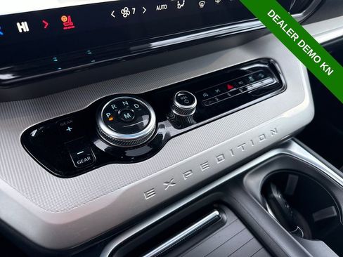 Used 2025 Ford Expedition Max Active image 36