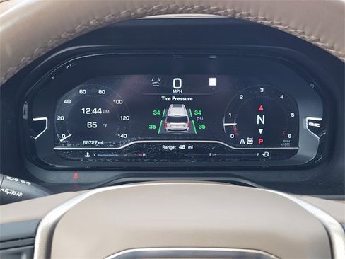 Used 2022 GMC Yukon XL Denali w/ Denali Ultimate Package image 16