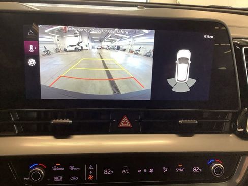 Certified 2023 Kia Sportage EX AWD/4WD image 18
