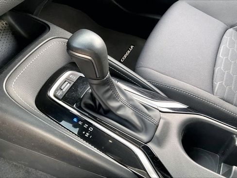 Used 2024 Toyota Corolla SE FWD image 15