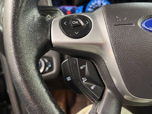 Used 2013 Ford C-MAX SE w/ Winter Pkg image 16