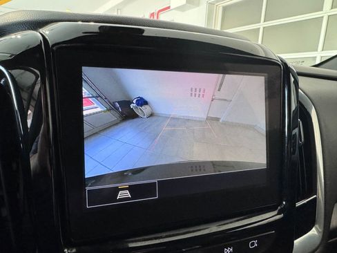 Used 2023 Chevrolet Traverse LT AWD/4WD image 20