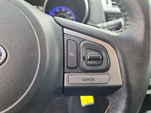 Used 2017 Subaru Outback 2.5i Premium image 19