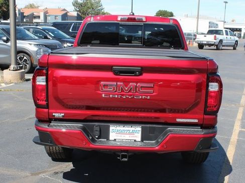 New 2026 GMC Canyon Elevation w/ Convenience Package image 14
