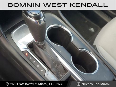 Used 2021 Chevrolet Equinox LS image 26