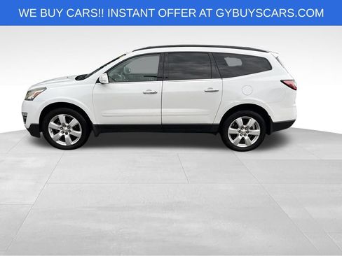 Used 2017 Chevrolet Traverse LT w/ Style and Technology Package AWD/4WD image 3