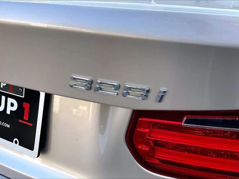 Used 2015 BMW 328i Sedan RWD image 10