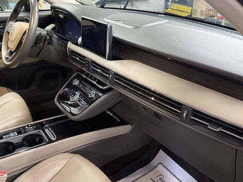 Used 2022 Lincoln Corsair Reserve image 29