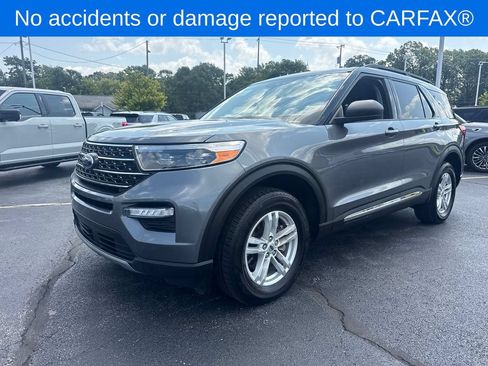 Used 2024 Ford Explorer XLT w/ Equipment Group 202A AWD/4WD image 2